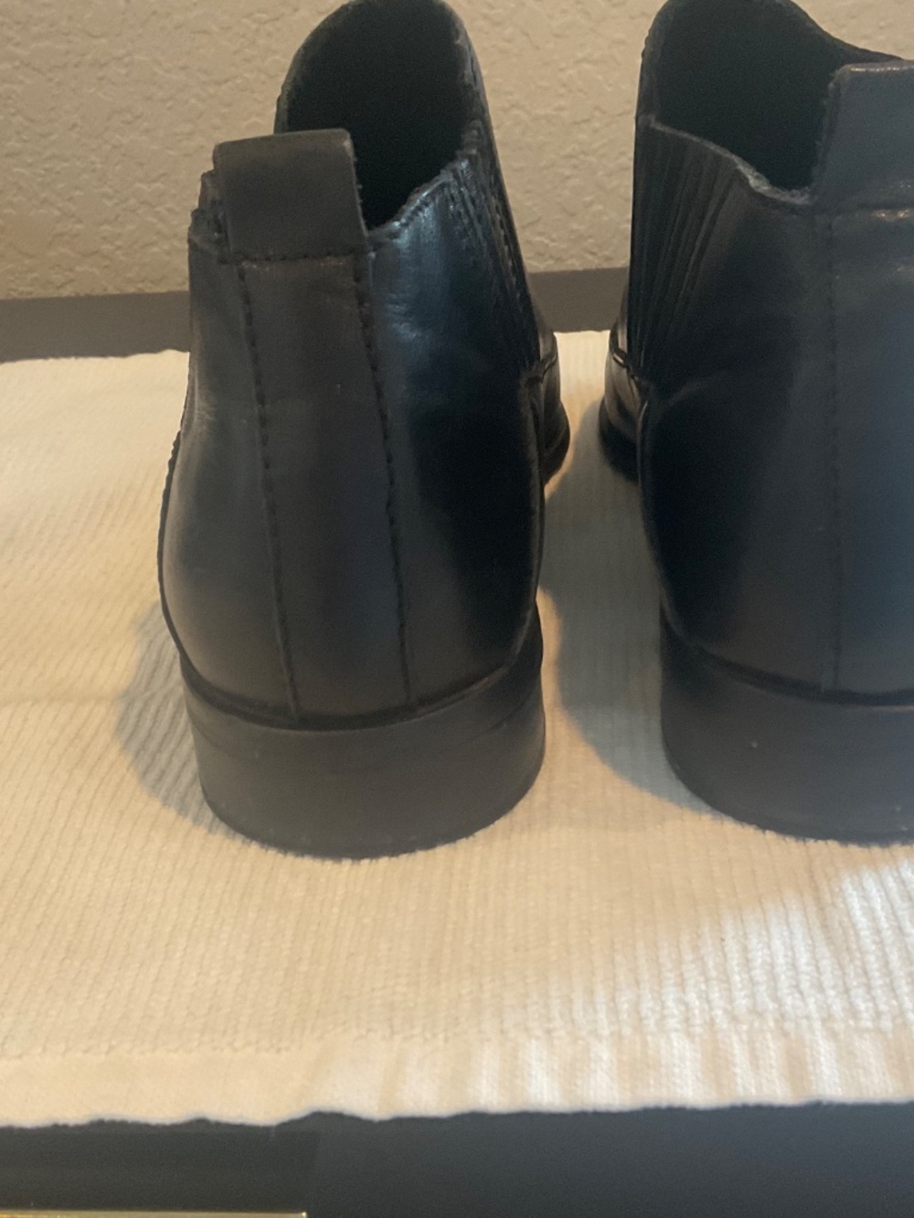 Kelsi Dagger ankle boot in black leather - Picture 2 of 6